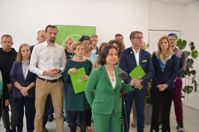 UE finansuje walkę z własnym sektorem energetycznym