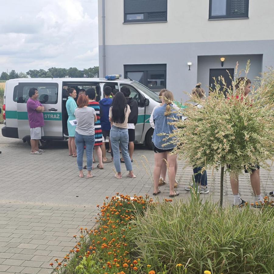 Mieszkańcy mają dość nachodźców. Napisali petycję do Tuska i posłów