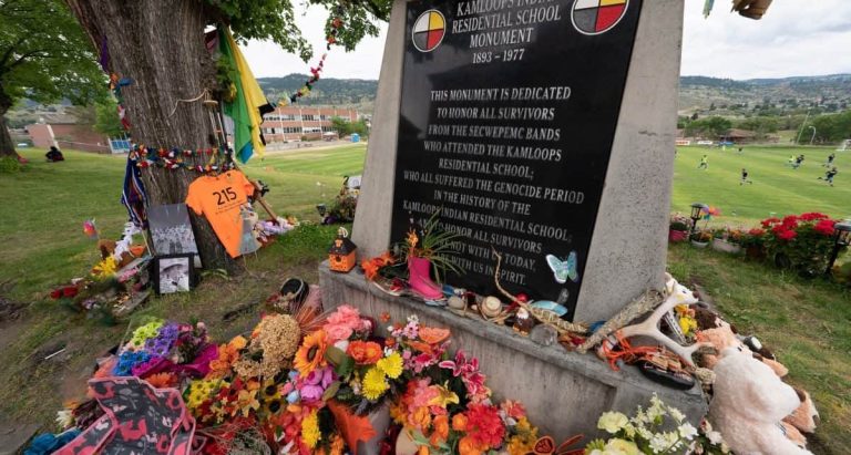 Rząd Kanady wycofał oskarżenia o dokonywanie mordów na indiańskich dzieciach