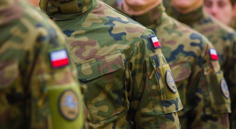 Czy władzy i mediom uda się wciągnąć Polskę do wojny?