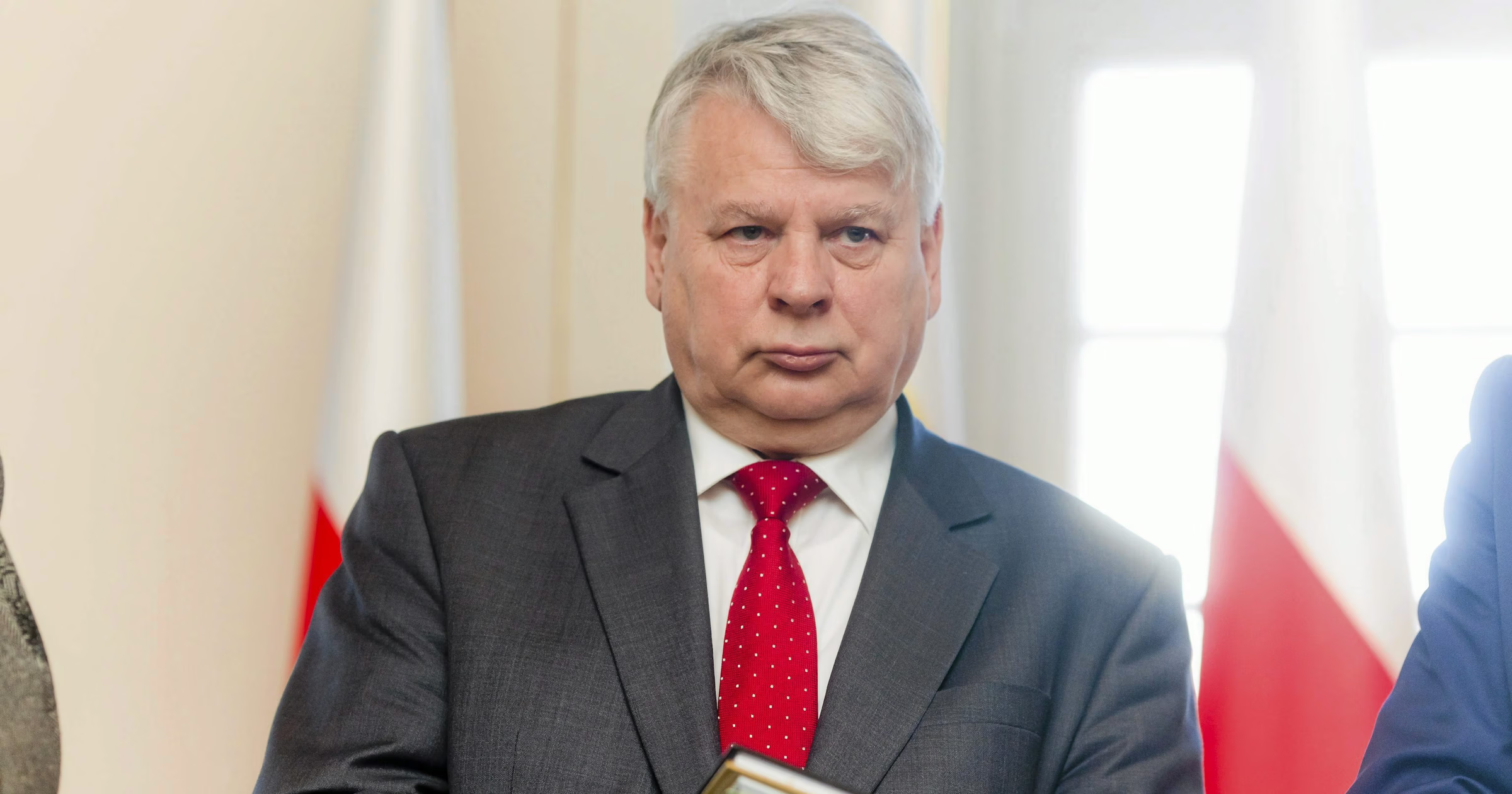 Opanowany przez PO Senat, obcina pieniądze dla Polonii i atakuje prezydenta