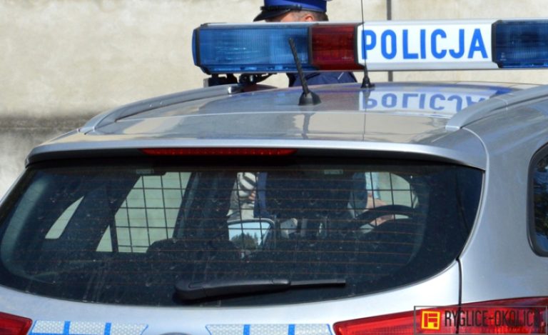 Ukrainiec udawał pocztowca i policjanta. Wpadł na gorącym uczynku