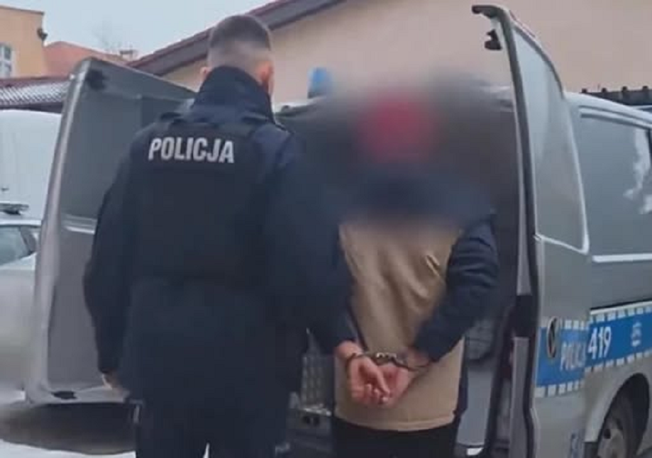 Ukrainiec zostawił na stacji podejrzaną walizkę. Wywołał alarm