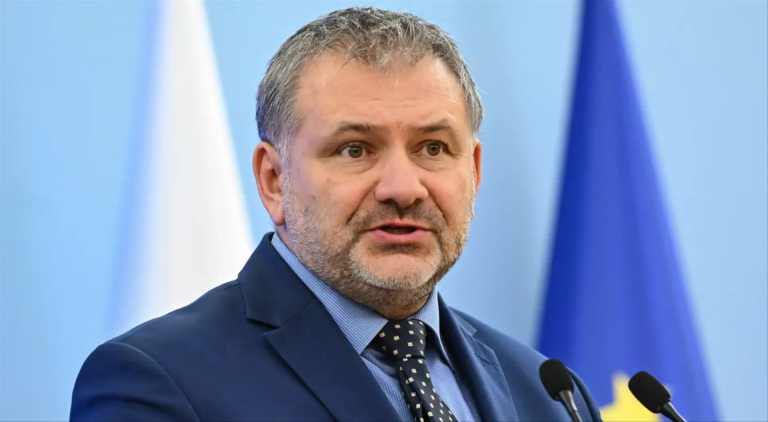 Żurek powołał nowy zespół. Ma ścigać Internautów za krytykę Ukraińców