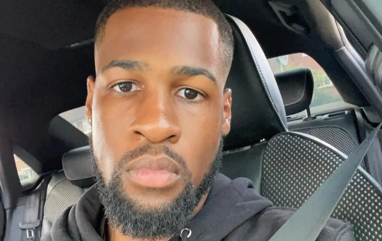 Brytyjska policja zatrudniła murzyńskiego pedofila, by wypełnić „cele różnorodności”