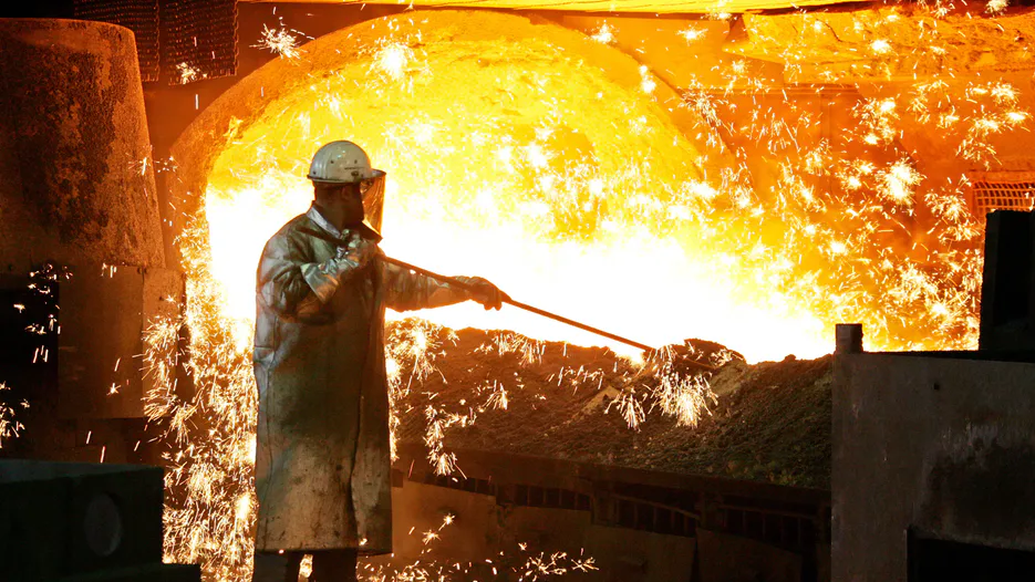 UE uderza w polskie huty „indyjskim Mercosurem”