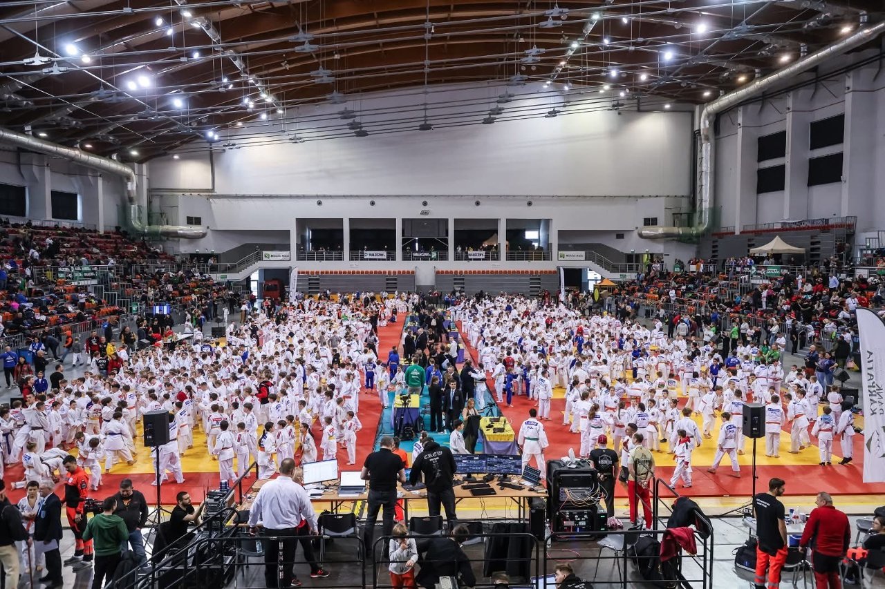 Żydowski trener zaatakował polskiego sędziego. Ambasada grzmi o antysemityzmie