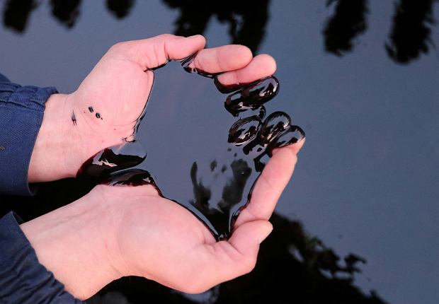 Potężne spadki cen ropy. To efekt ataku na Wenezuelę