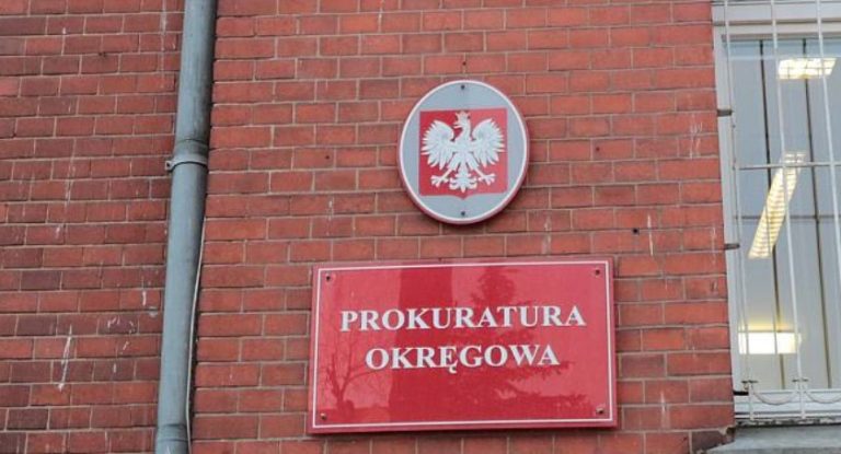 Prokuratura nie chce ścigać pedofilów. Woli ścigać dziennikarza, który ujawnił proceder