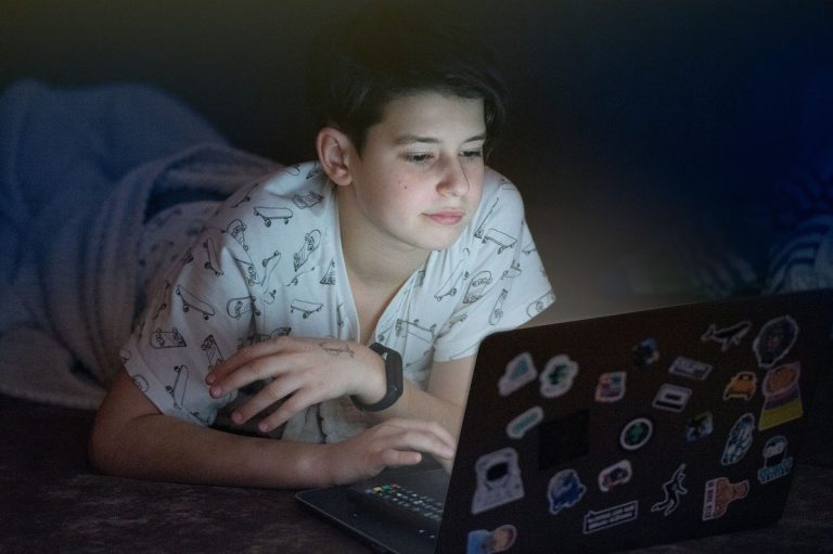 Coraz bliżej ochrony dzieci przed pornografią w sieci