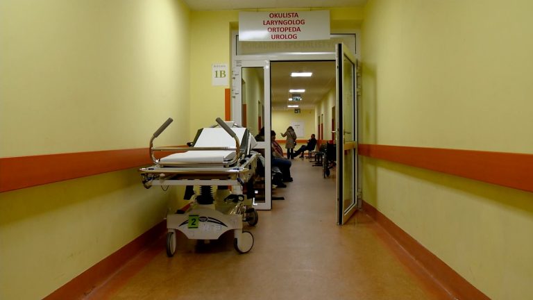 Szpitalom brakuje 8 mld zł. Dokładnie tyle wydano na Ukraińców