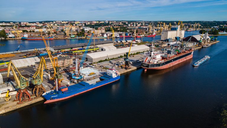 Tusk wygasza w interesie Niemiec port w Szczecinie