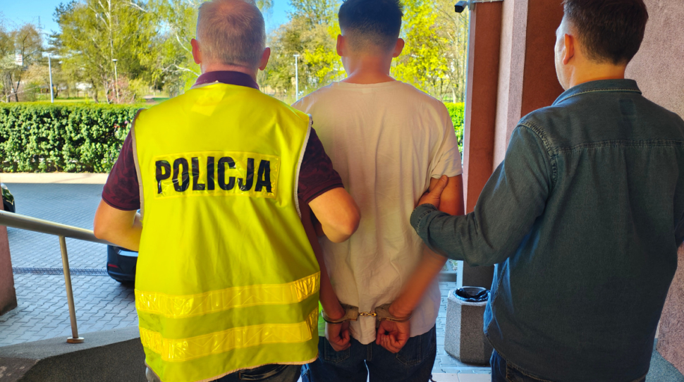 Kolumbijczycy zaatakowali Polkę nożami. Chcieli uciec samolotem