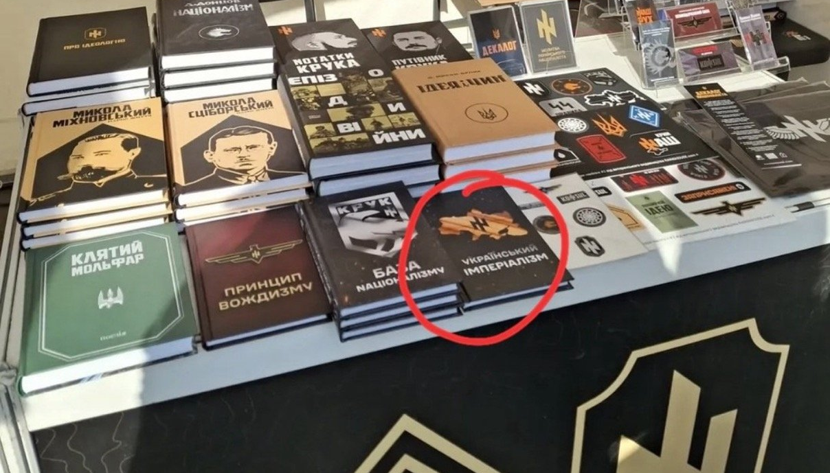 Ukraińcy masowo kolportują mapy „Wielkiej Ukrainy”