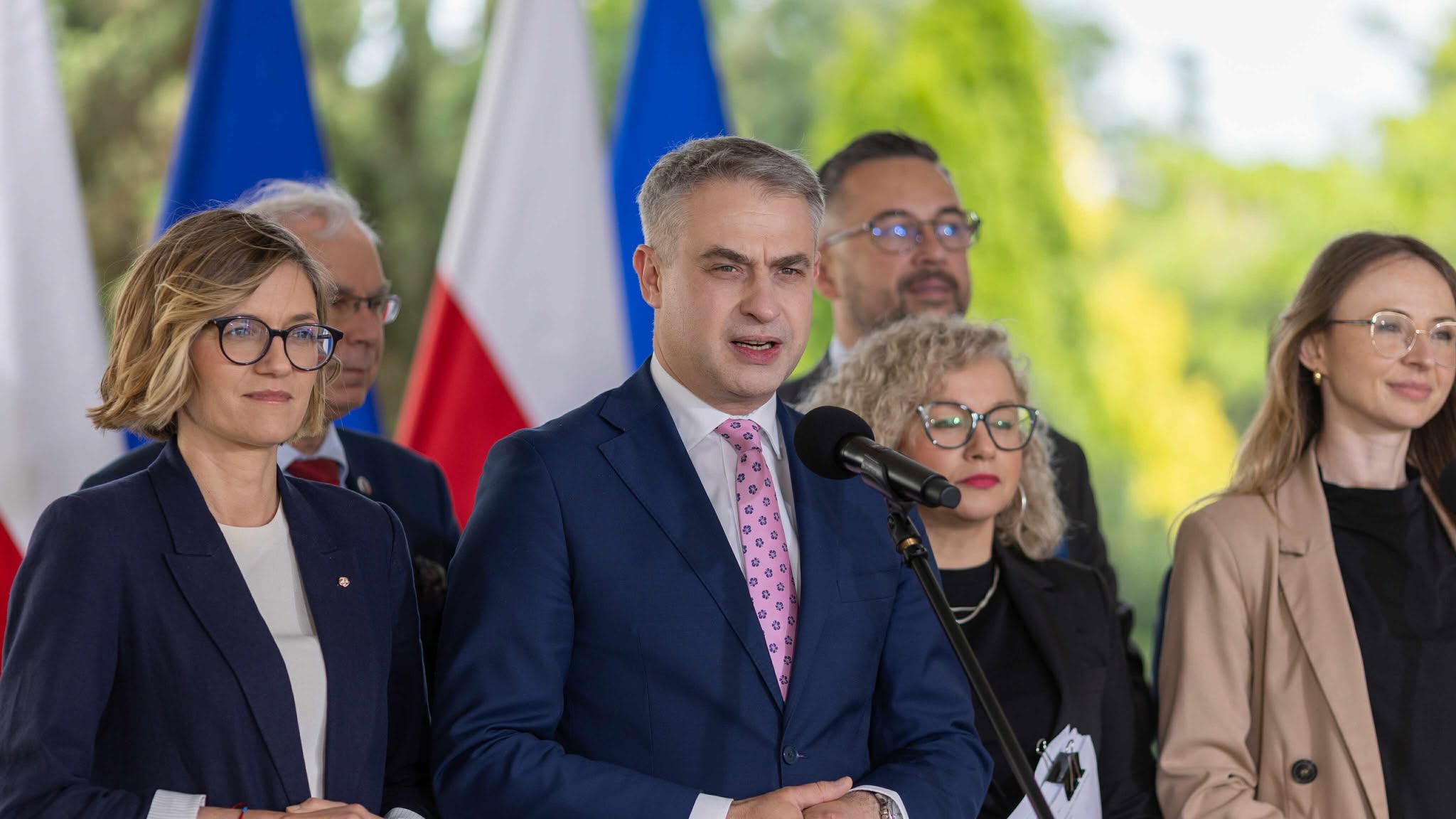 Gawkowski obala Konstytucję rozporządzeniem