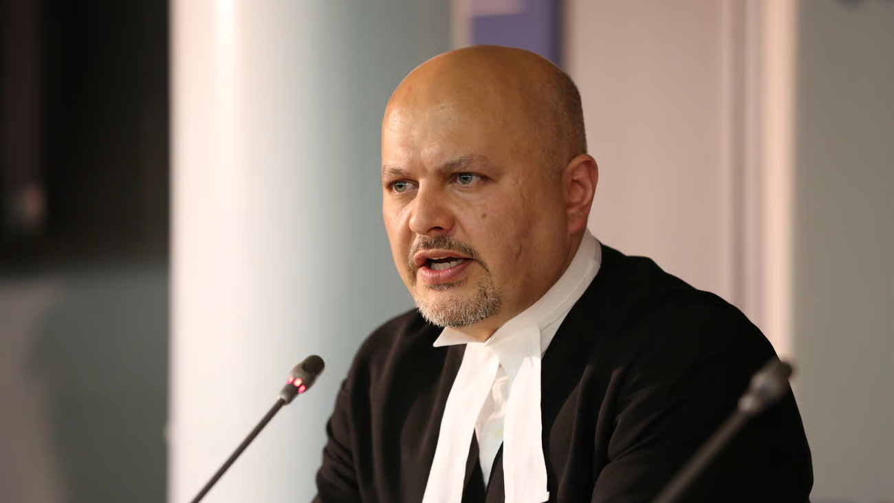 Ścigał Netanjahu. Nagle znalazły się haki