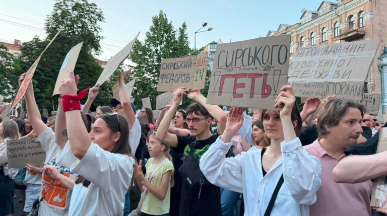Ukraina wrze. Protesty mogą pogrążyć klikę Zełenskiego