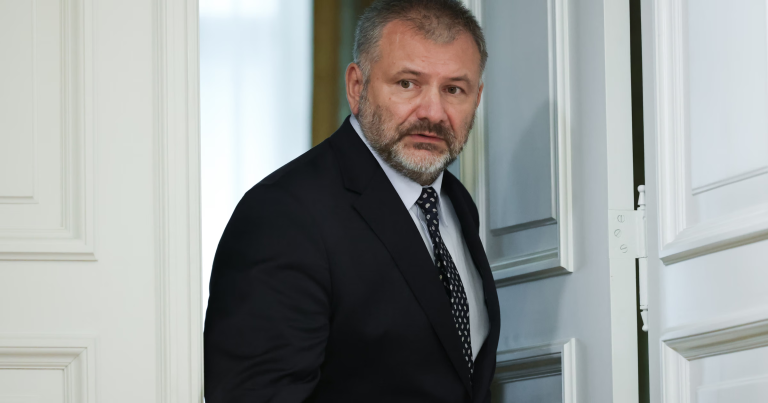 Prokuratura Żurka znów szczuje na żołnierzy
