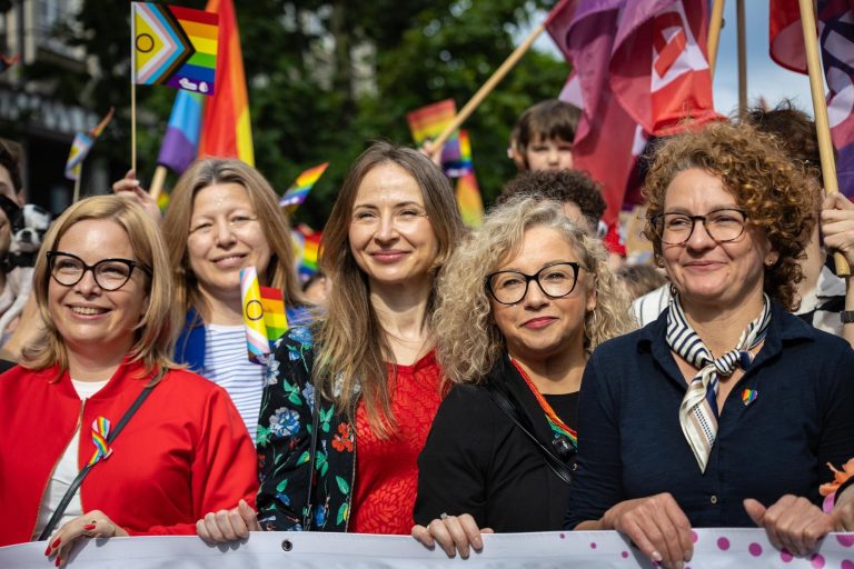 ZUS zaczął wypłacać zasiłki „małżeństwom” dewiacyjnym