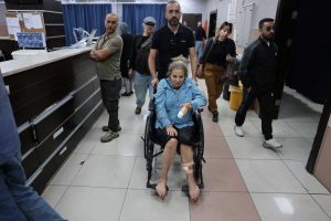 Żydonaziści pobili dziennikarkę z USA