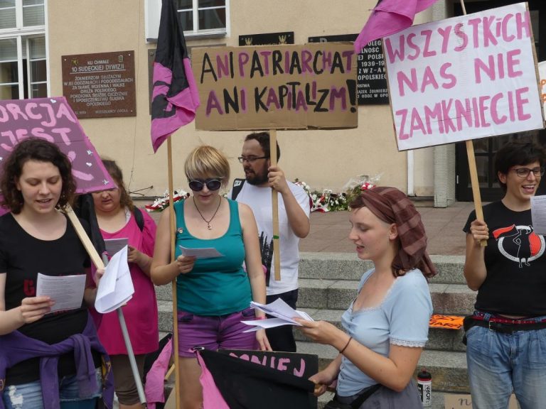 Polska najbezpieczniejsza dla kobiet. Feministki tego nie widzą